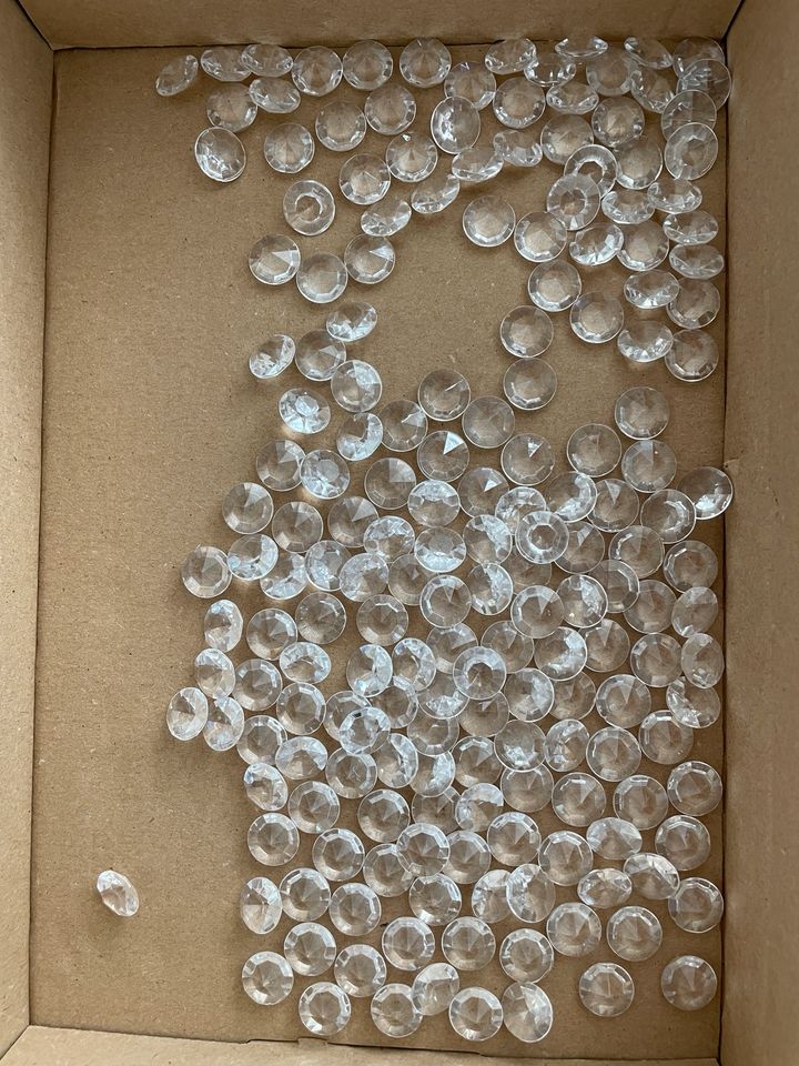 Mini Kristalle Hochzeitsdeko Diamanten Tischdeko 189 Stk. in München