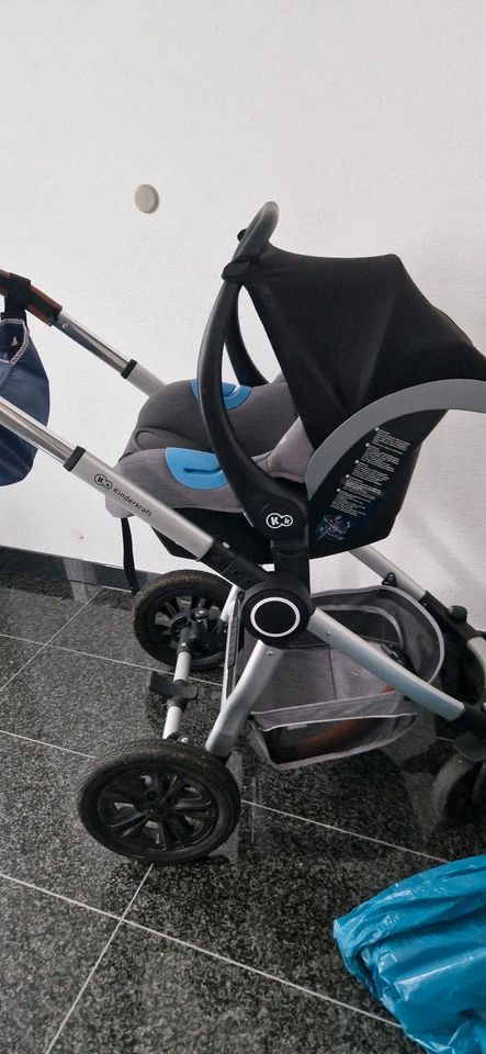 kk Kinderkraft Kinderwagen 3 in 1 VEO in Aßlar