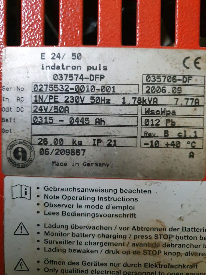 Batterie Ladegerät Stapler  und Ameise in Bönnigheim