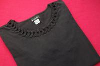 schwarzes Shirt / T-Shirt mit schönem Halsausschnitt, Gr.50 Hessen - Wanfried Vorschau