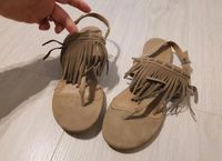 Sandalen Flip Flops Gr 39 Fransen beige Nordrhein-Westfalen - Siegen Vorschau