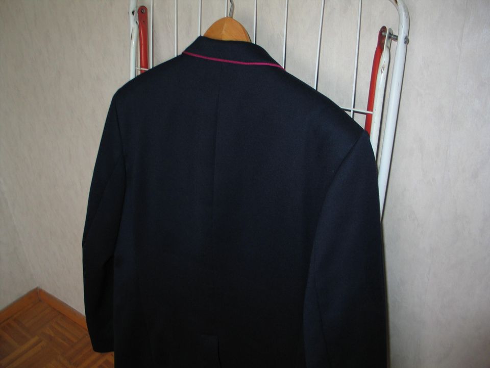 Alte Uniformjacke Sakko mit Mütze, Krawatte und Koppel Feuerwehr in Karlsruhe