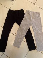 2 neuwertige Leggings f. Mädchen, Gr. 128 Bayern - Graben (Lechfeld) Vorschau