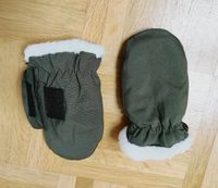 Baby-Handschuhe olivgrün Bayern - Freising Vorschau