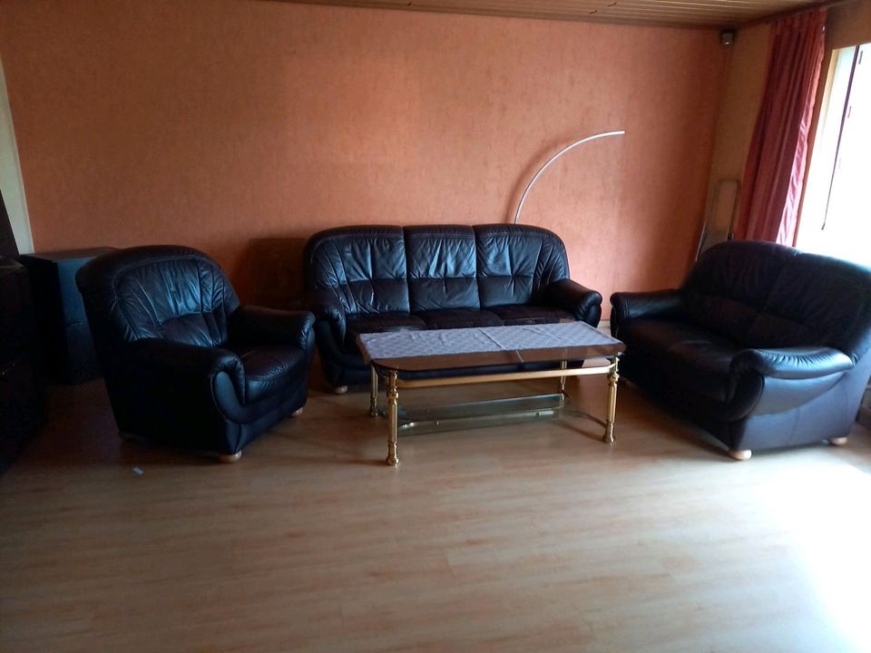 Leder-Couch-Garnitur in Hessen