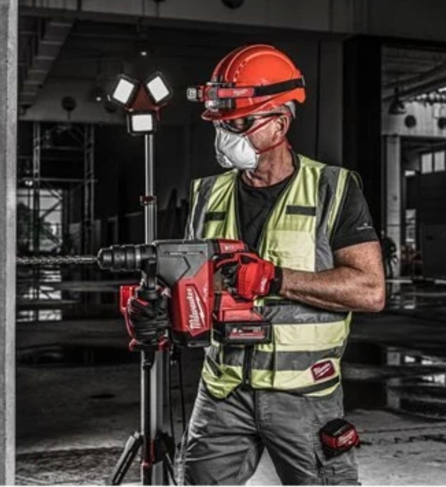 Schlagbohrmaschine mieten/leihen Milwaukee M18ONEEFHPX in Esterwegen