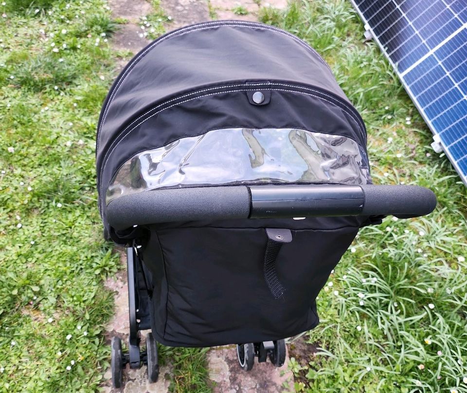 gb Qbit Future Perfekt schwarz Buggy in Frankfurt am Main