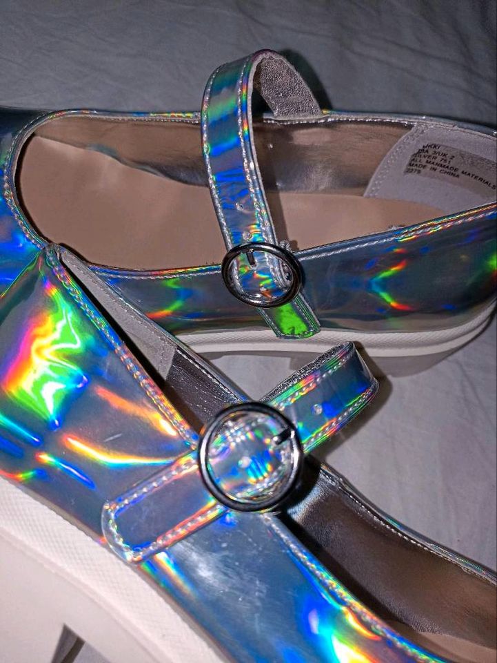 Damenschuhe Größe 36 Holo Holographisch Glitzer Silber in Hamburg