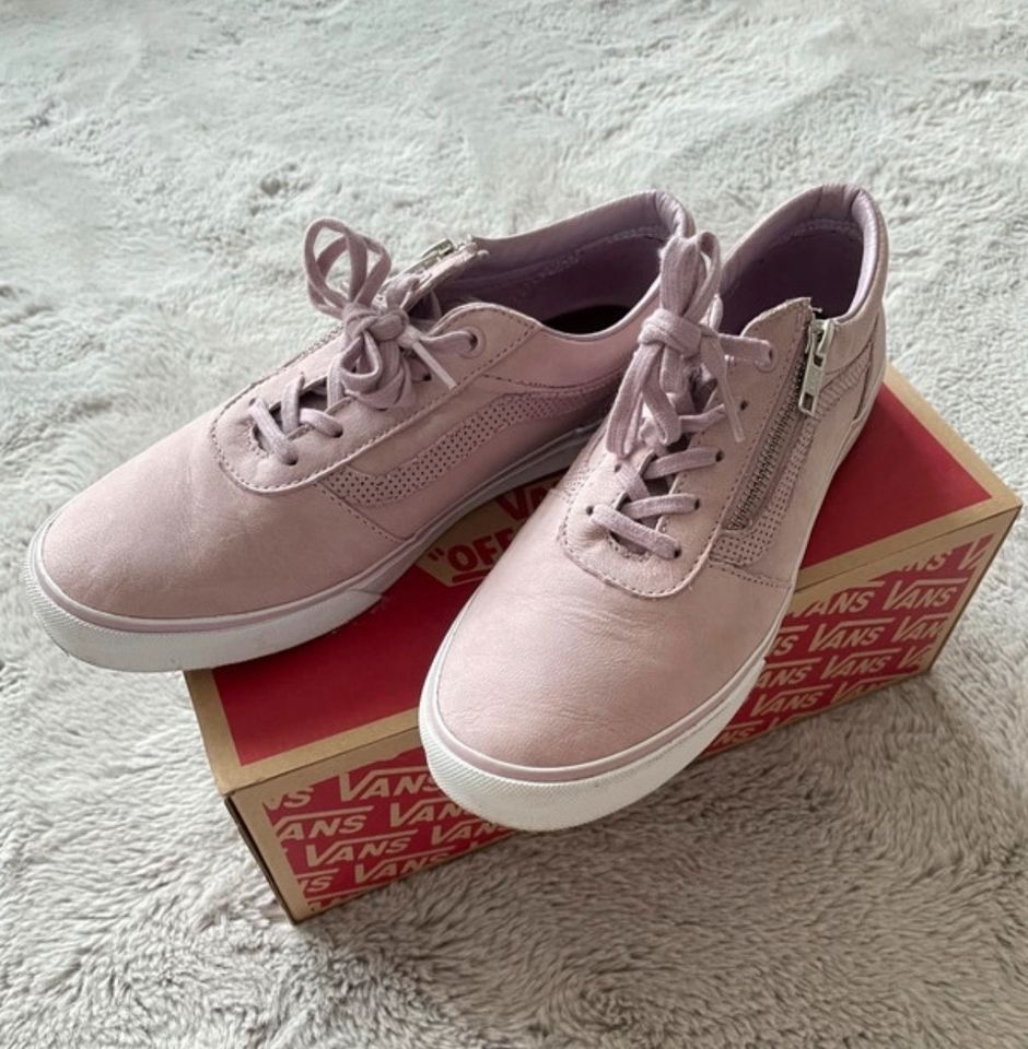 Vans Schuhe rosé in Gosen-Neu Zittau