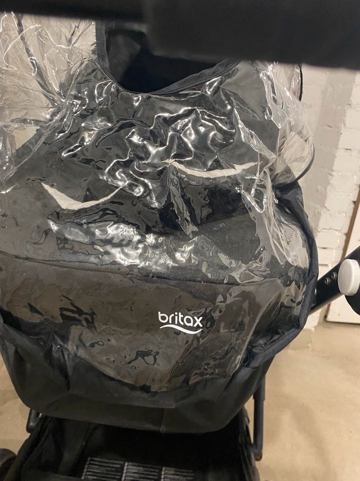 Britax Go Next Kinderwagen Babywanne Sportsitz mit viel Zubehör in Hamburg