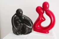 Skulptuen Deko Keramik, schwarz und rot 2 Stück Saarland - Rehlingen-Siersburg Vorschau