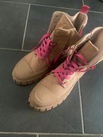 neue und ungetragene Boots mit Leo und pink Gr. 38 Köln - Widdersdorf Vorschau