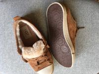 UGG Sneakers/ Damen/ Veloursleder /Fleece gefüttert / Größe 36 Frankfurt am Main - Nordend Vorschau