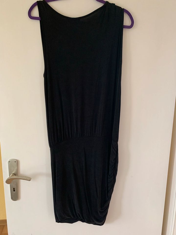 Guess Partykleid Abendkleid M 38 schwarz in Wittingen