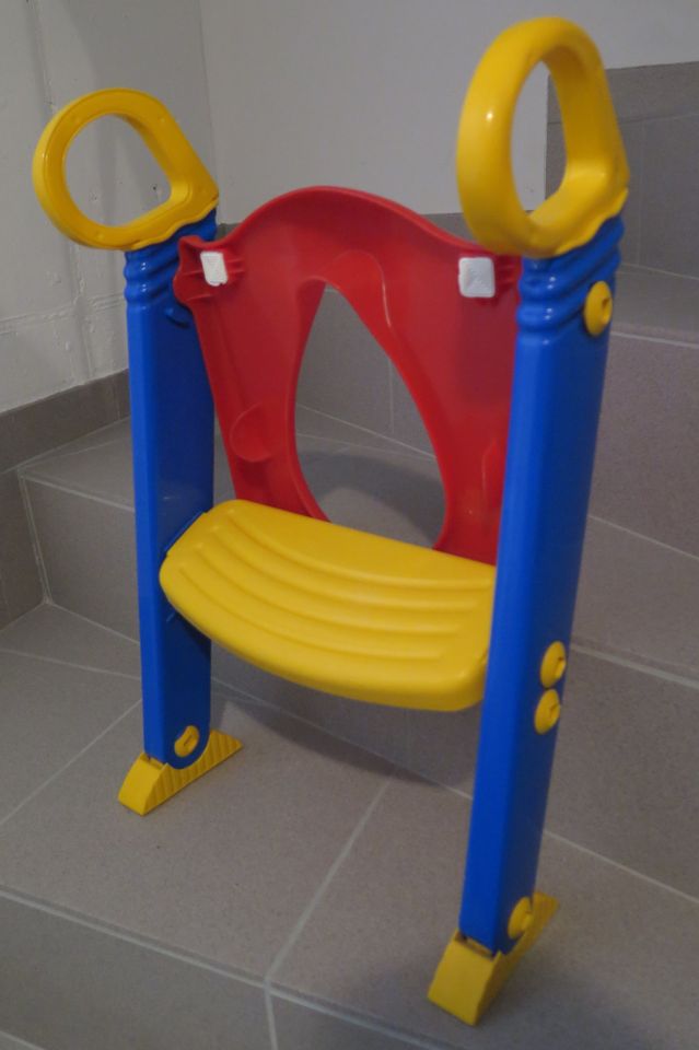 Toilettensitz mit Trittstufe //  WC-Sitz f. Kinder , verstellbar in Spelle