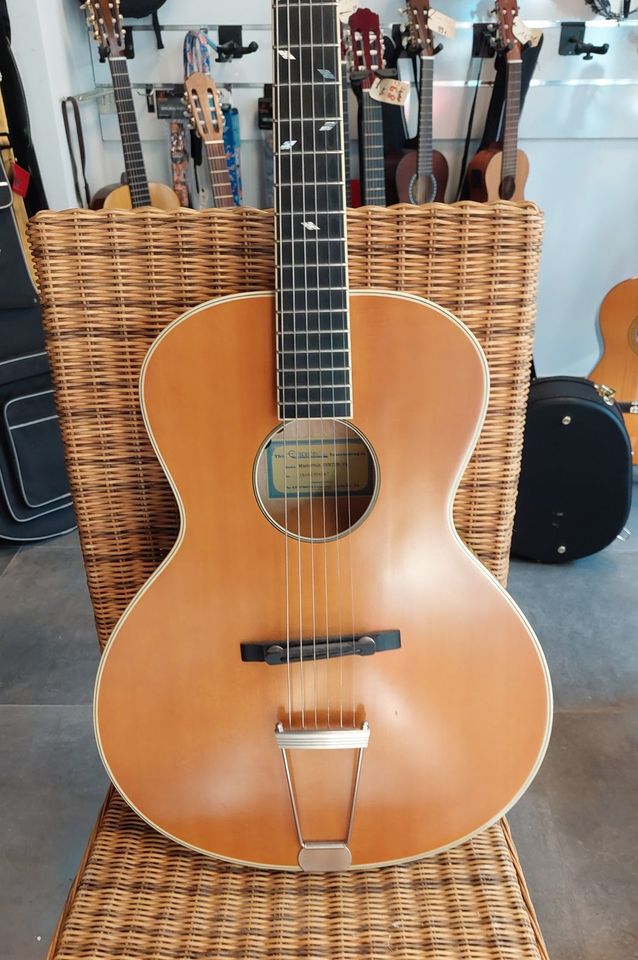 Epiphone Zenith Masterbuilt electro acoustic guitar*Gigbag in Köln