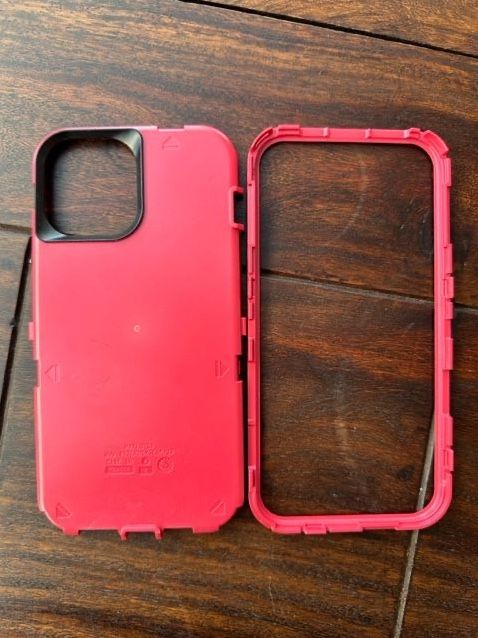 OTTERBOX  "Defender" in St. Leon-Rot