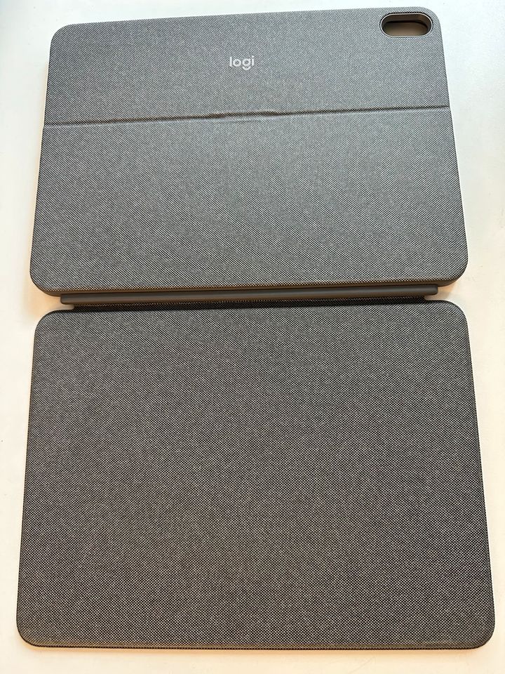 Logitech Combo Touch iPad Air (4. und 5. Generation) in Buchloe