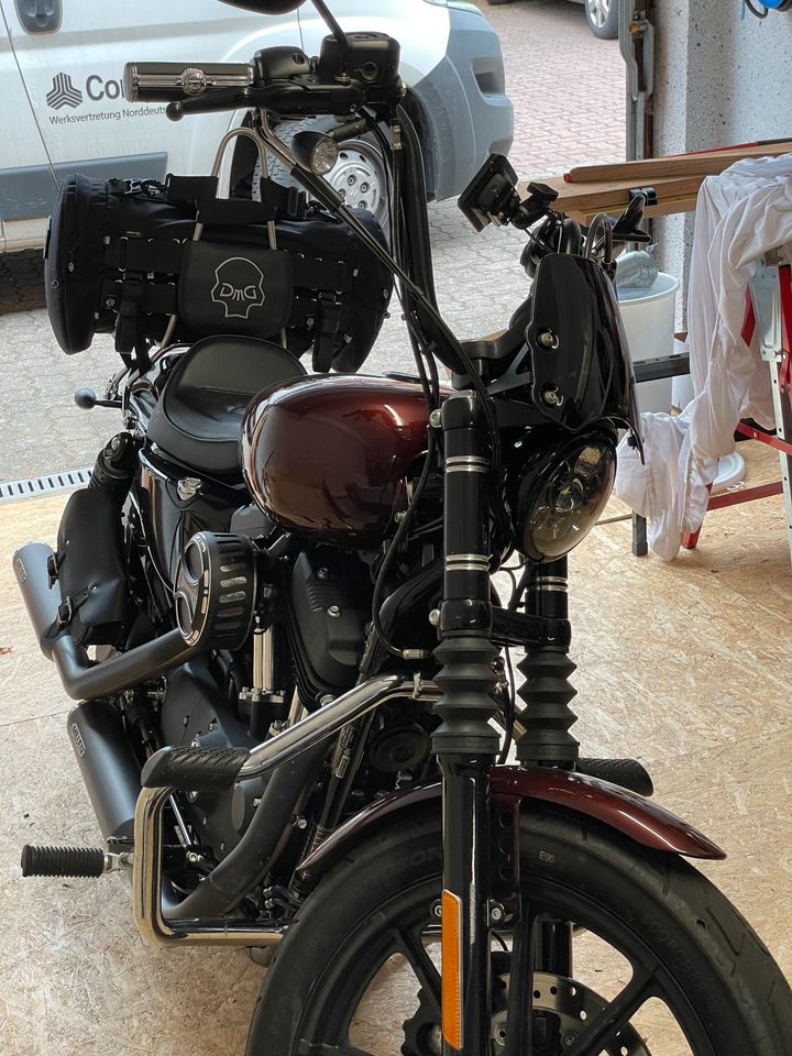 Harley Davidson Sportster Iron 1200 in Büchen