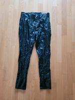 Primark Wetlook Leggings Schwarz Gr. M Neuwertig München - Moosach Vorschau