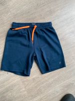 Kurze Hose Trikothose Größe 122 Köln - Roggendorf/Thenhoven Vorschau