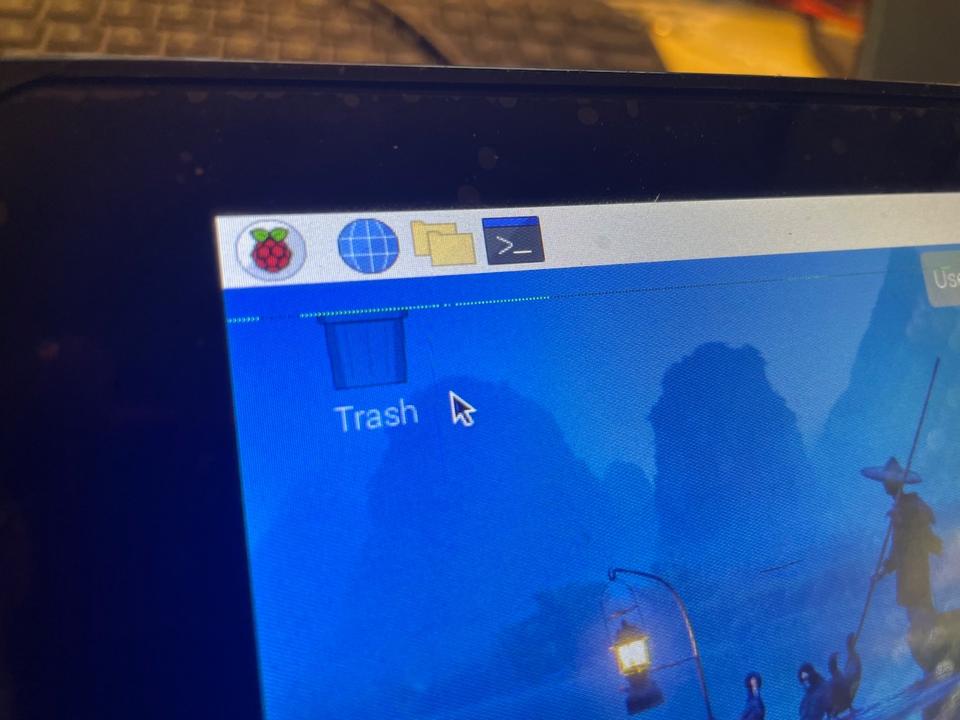 Raspberry Pi 3B mit 7" Touch Display und SmartPi Touch Gehäuse in Grünwald
