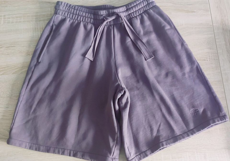 Not just a Label Sweat Shorts M aubergine unisex neu in Saarbrücken