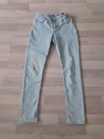 Schöne H&M Jeans hellblau GR 146 Mädchen Nordrhein-Westfalen - Rheine Vorschau