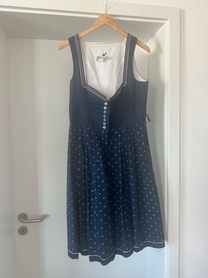 Dirndl Gamsbock blau 42 in Neutraubling