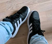 Adidas, Sportschuhe, Schuhe, Sneaker, schwarz/ weiß, 38 1/3 Köln - Höhenberg Vorschau