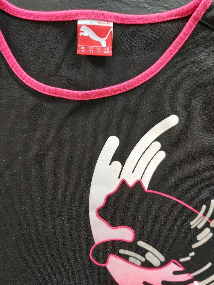 Mädchen Puma Sportshirt T-Shirt schwarz pink Gr. 140 in Hamm