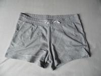 ☯️ Janina ☯️ Damen Shorts 42 XL hellgrau Hose SALE Frankfurt am Main - Westend Vorschau