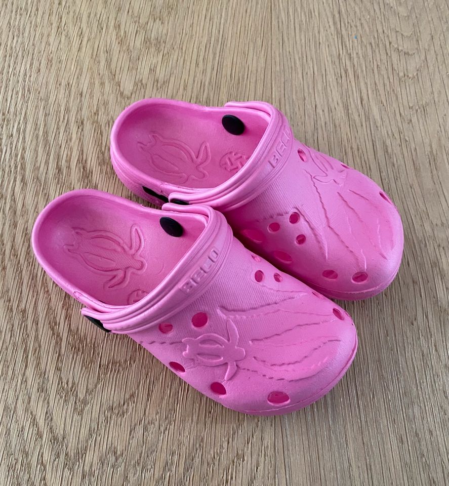 Beco Badeschuhe 31 wie Crocs pink in Balingen