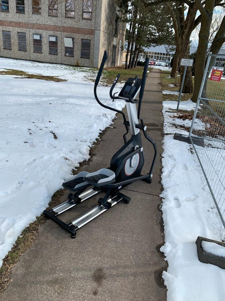 Phoenix Crosstrainer Hometrainer Ellipse Ellipsentrainer in Falkensee