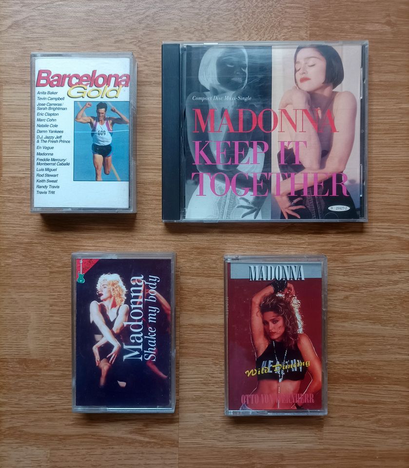 Madonna CD - VINYL - VHS - CASSETTE - MEMORABILIA (2023) in Berlin