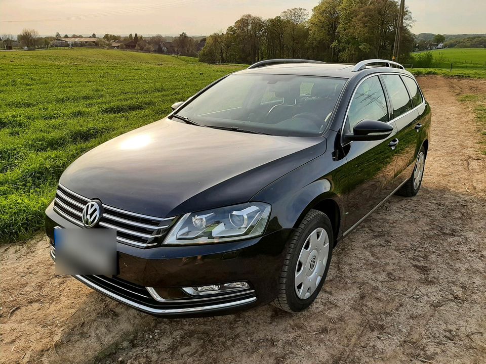 VW Passat B7 Erdgas CNG 150 PS sehr sparsam super Ausstattung in Rösrath