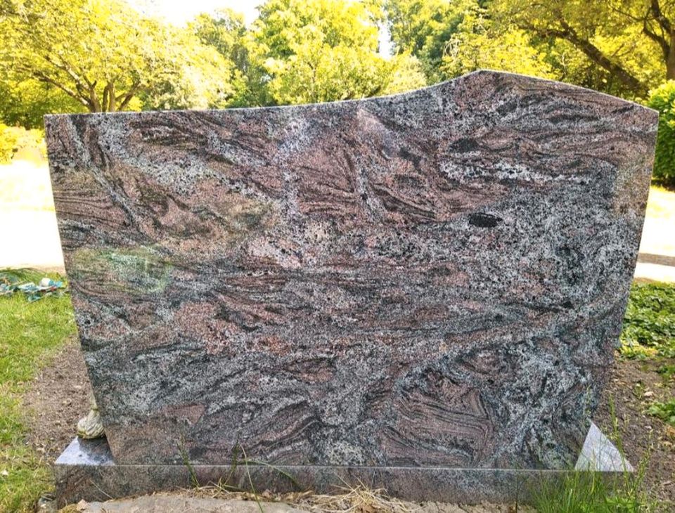 Grabstein Granit in Hückelhoven