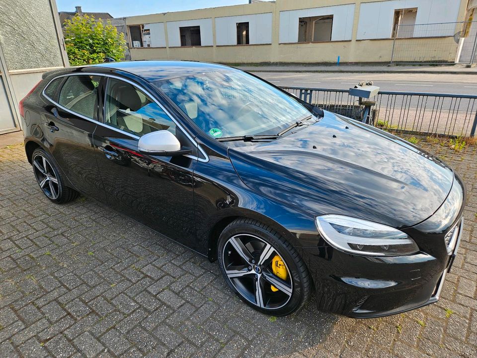 Volvo V40 D3 2018 R-Design in Borken