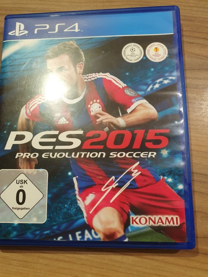 PS4 Spiel Pes2015 pro Eulution Soccer in Hille