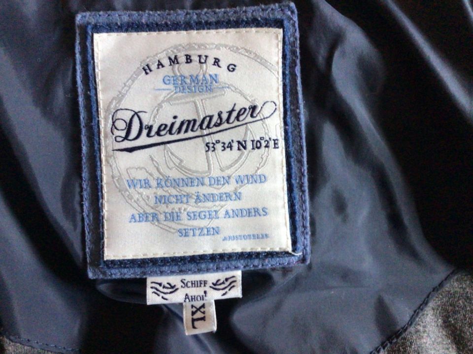 Dreimaster Winterjacke Damen XL neuwertig blau Parker Jacke in Ilmmünster