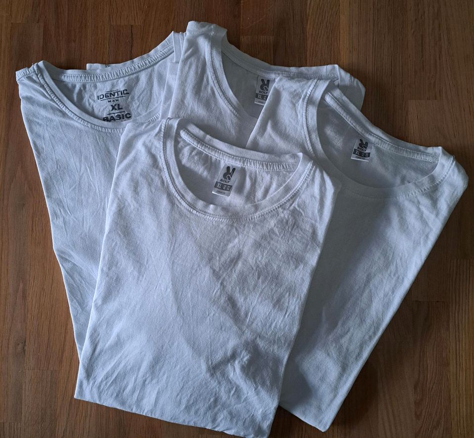 4 T-Shirts zusammen für 5€ / weiß /XL in Kevelaer