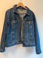 Jeansjacke 44 C&A  neuwertig Nordrhein-Westfalen - Krefeld Vorschau