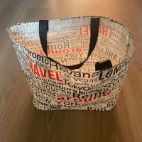 Tasche schwarz weiß rot Städte reisen travel Schrift Plastik Düsseldorf - Oberbilk Vorschau