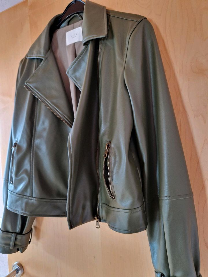 Lederjacke/Übergangsjacke gr. 36 olivgrün/khaki von Yaya in Wiernsheim