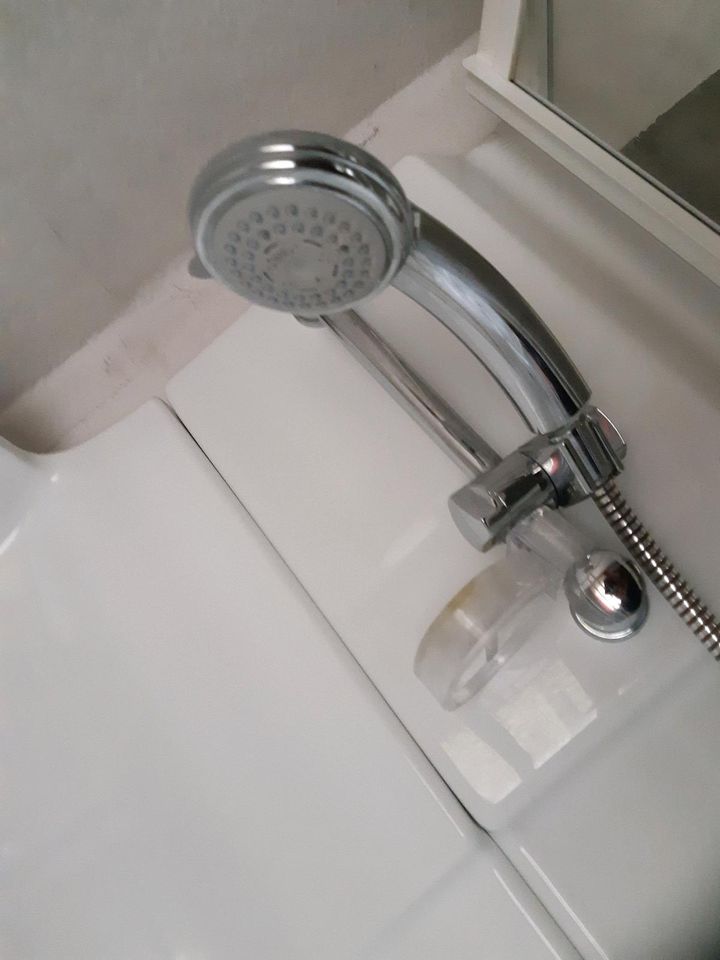 Komplett Dusche in Görwihl