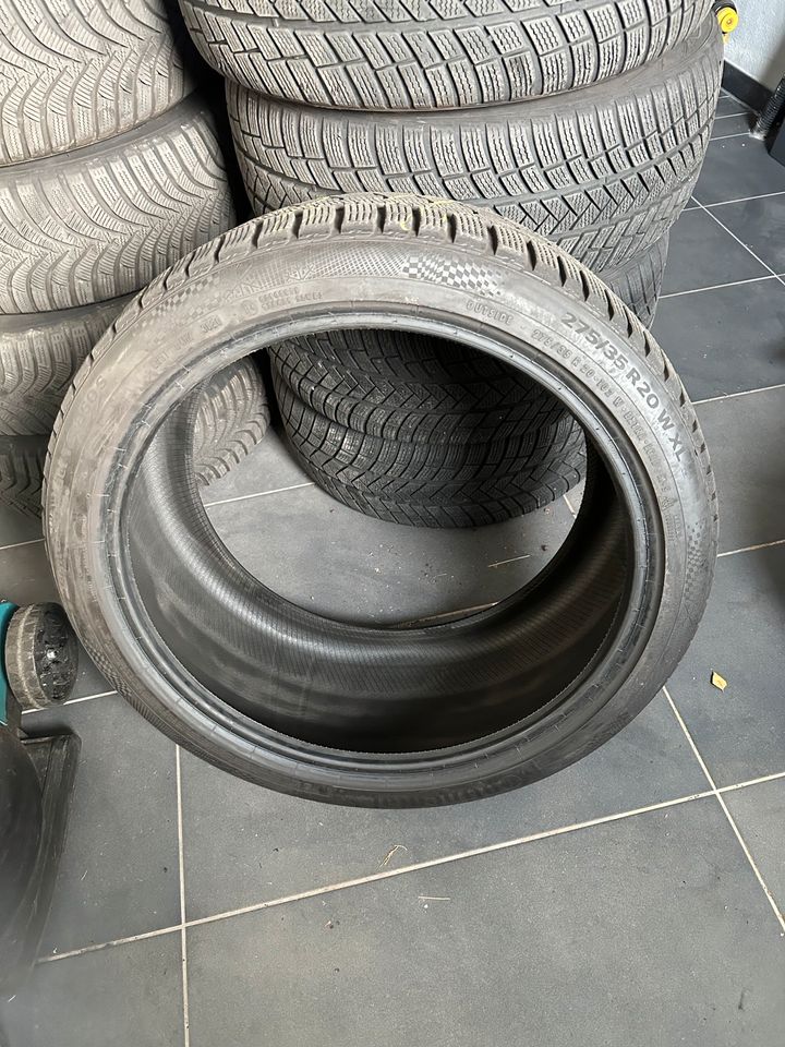 Satz Winterreifen 2x 285/35 R20 und 2x 275/35 R20 in Hannover