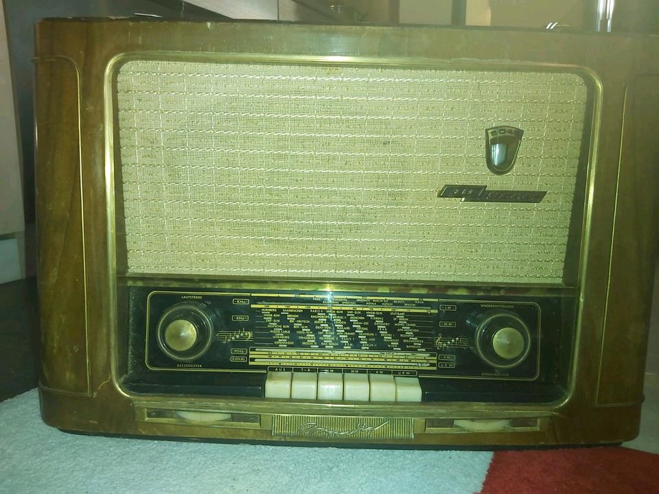 Alter radio in Mannheim