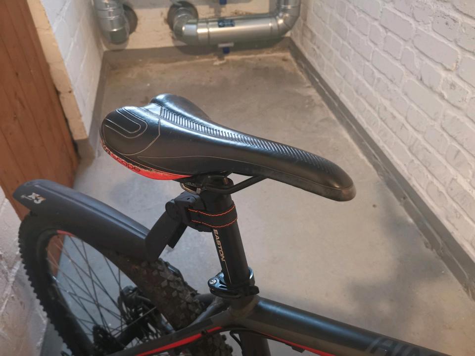 Cube Aim Disc Mountainbike 26 Zoll Schwarz Rot Herren Fahrrad in Hamburg