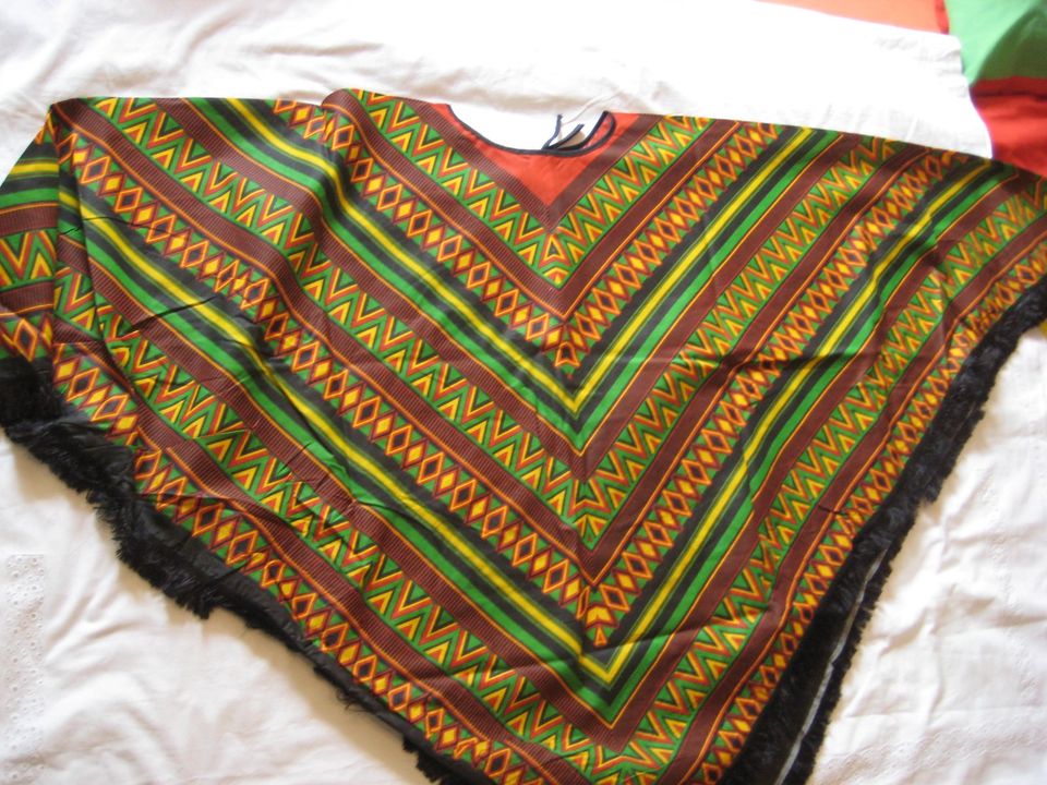 Reggae Poncho - Rasta-Roots-Reggae Festival -Party -Neu- One Size in Volkmarsen