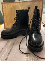 Tommy Hilfiger Stiefel neue Kunzelsau Baden-Württemberg - Künzelsau Vorschau